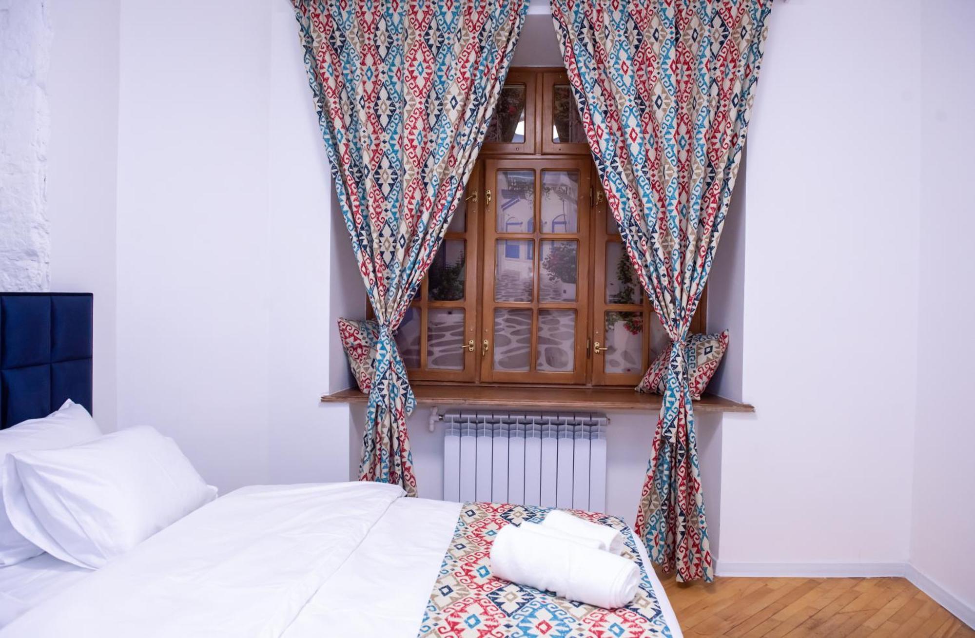 Pallada Jerevan Buitenkant foto